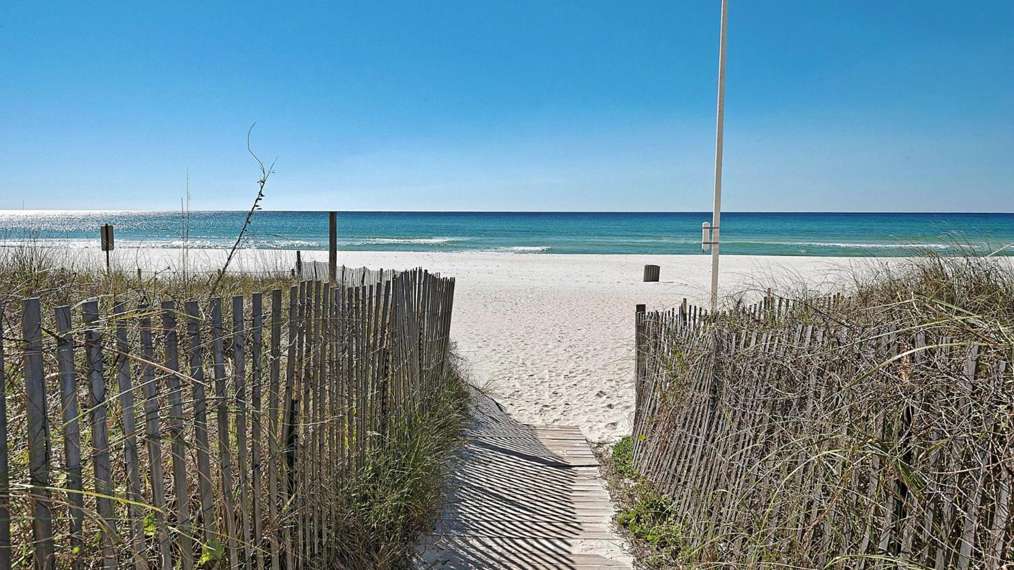 Parking Included-Beachfront 2Bd Ocean Villa! Gorgeous Amenities, Private Complex Panama City Beach Exterior photo