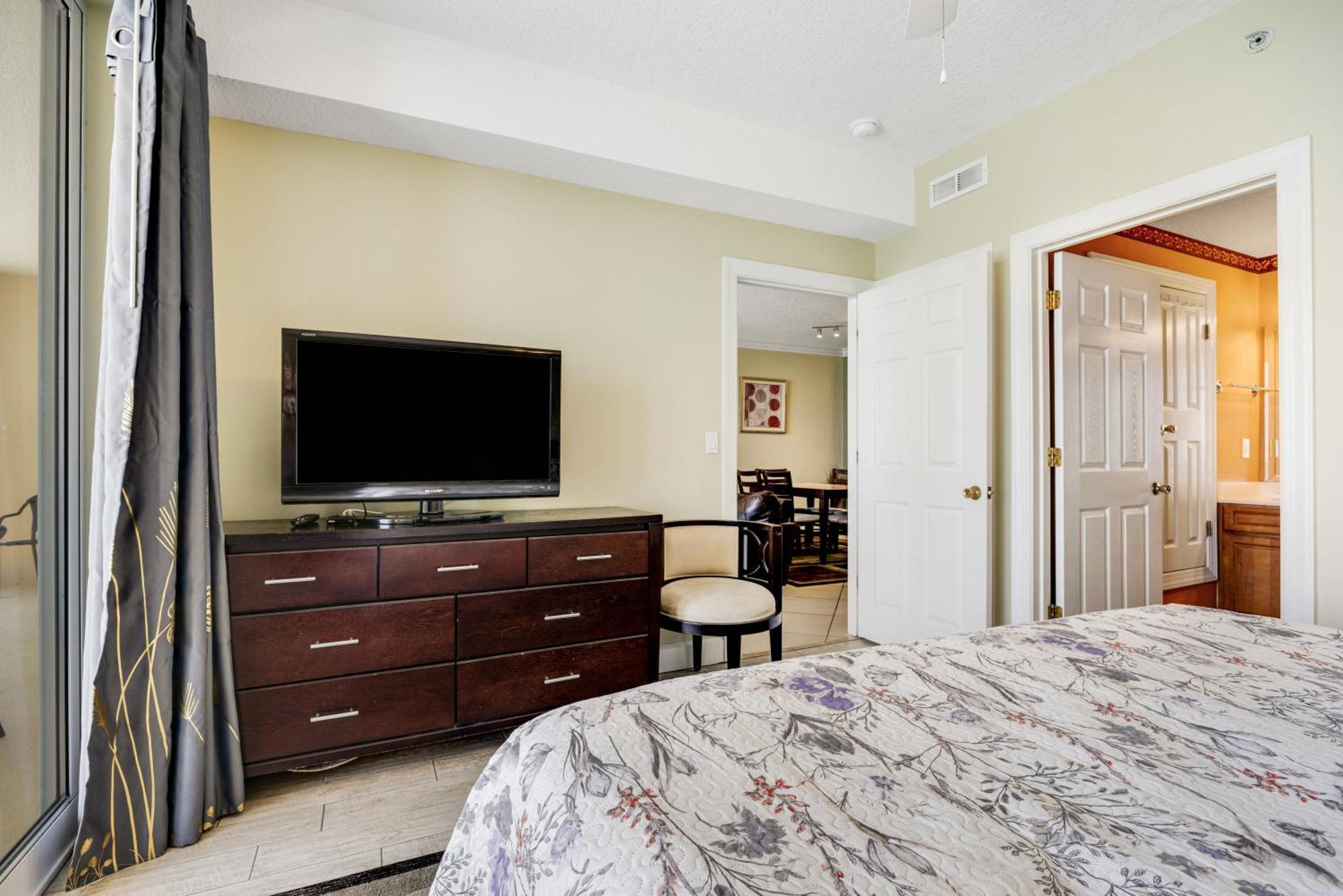Parking Included-Beachfront 2Bd Ocean Villa! Gorgeous Amenities, Private Complex Panama City Beach Exterior photo