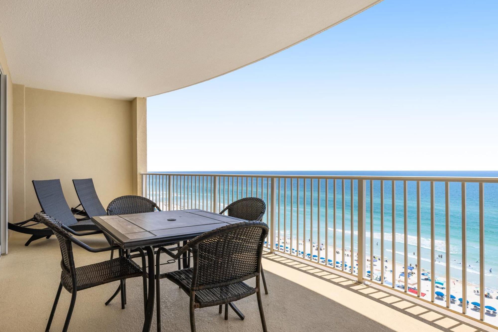 Parking Included-Beachfront 2Bd Ocean Villa! Gorgeous Amenities, Private Complex Panama City Beach Exterior photo